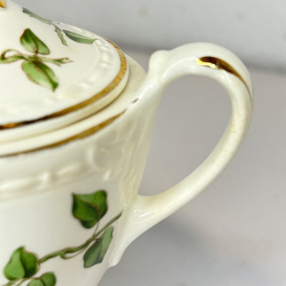 Homer Laughlin Georgian Eggshell Cotillion Magnolia Pattern Sugar Bowl and Lid - Picture 7 of 14